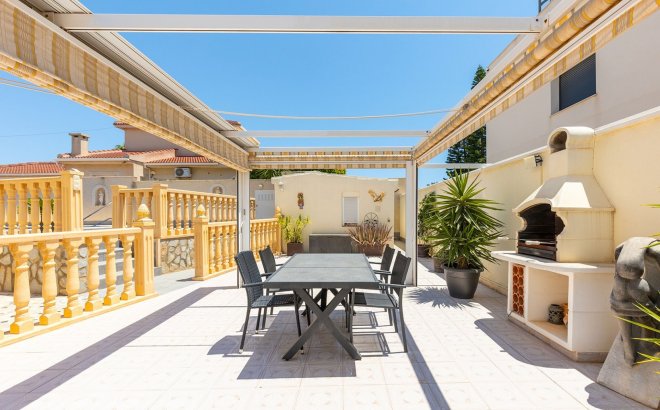 Resale - Villa -
Ciudad Quesada - Costa Blanca