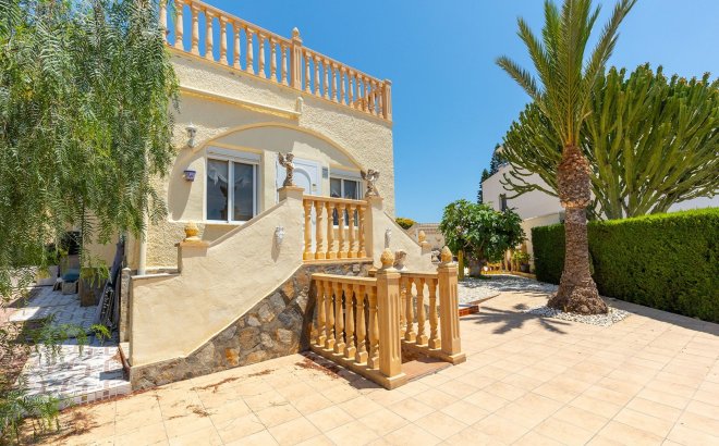 Resale - Villa -
Ciudad Quesada - Costa Blanca