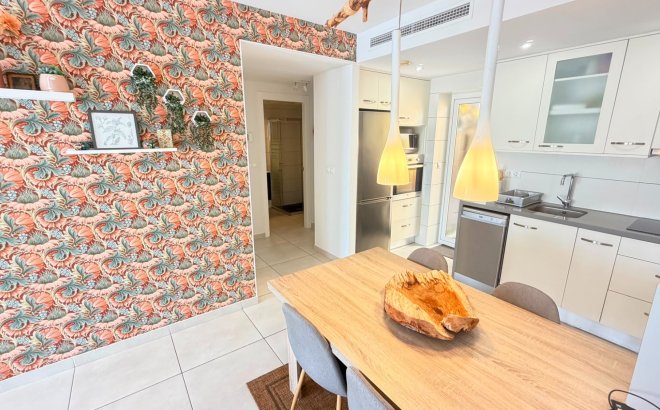 Resale - Apartment -
Torrevieja - Costa Blanca