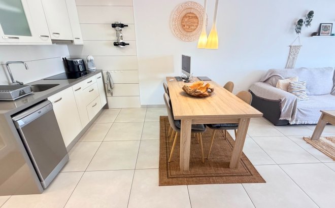 Resale - Apartment -
Torrevieja - Costa Blanca