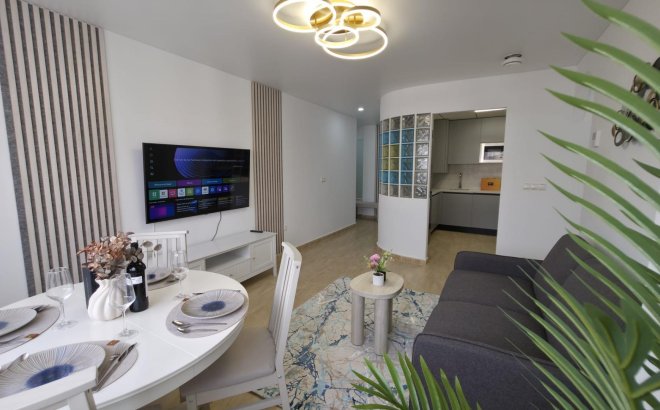 Resale - Apartment -
Torrevieja