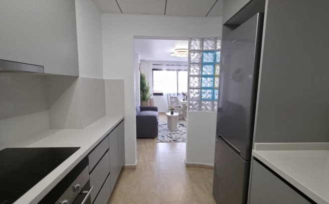 Resale - Apartment -
Torrevieja