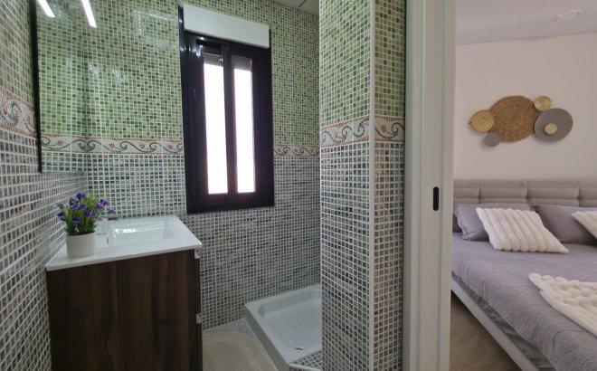 Resale - Apartment -
Torrevieja
