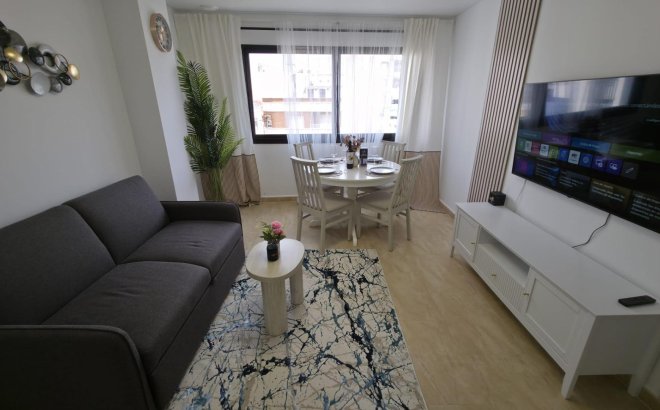 Resale - Apartment -
Torrevieja