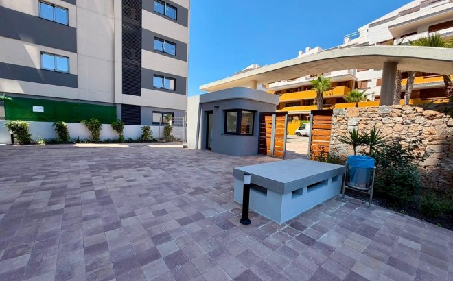 Resale - Apartment -
Torrevieja - Punta Prima