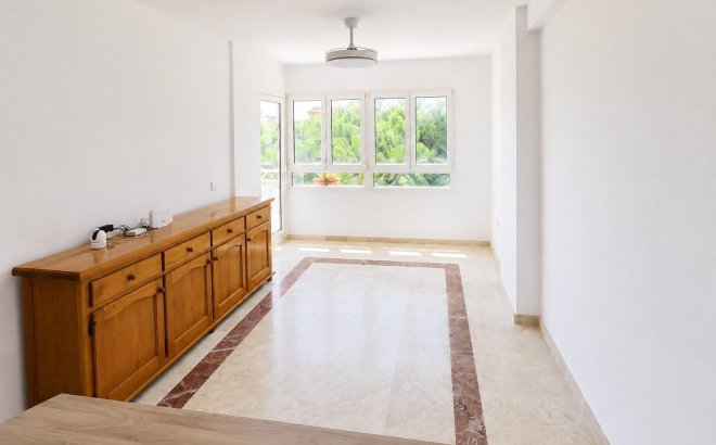 Resale - Apartment -
Orihuela Costa - Altos De Campoamor