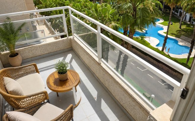 Resale - Apartment -
Orihuela Costa - Altos De Campoamor