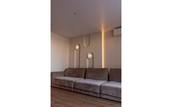 Resale - Bungalow -
Torrevieja - La Veleta