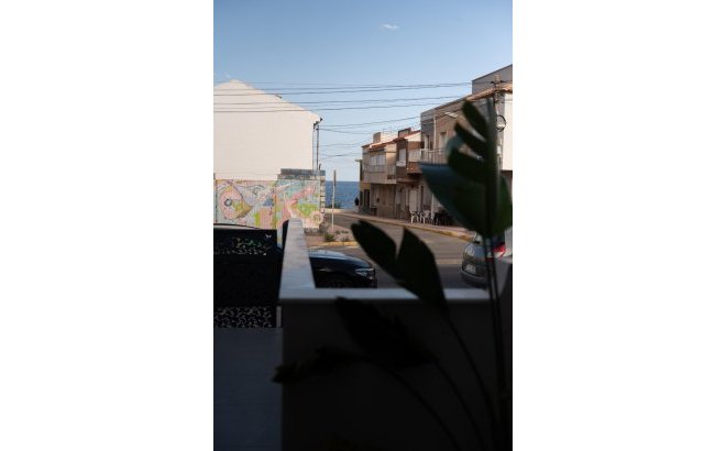 Resale - Bungalow -
Torrevieja - La Veleta