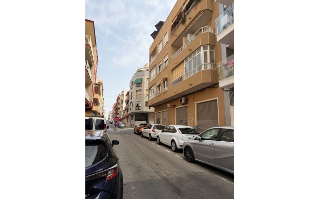 Resale - Apartment -
Torrevieja - Costa Blanca