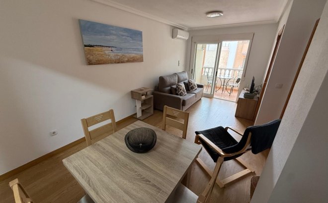 Resale - Apartment -
Torrevieja - Costa Blanca