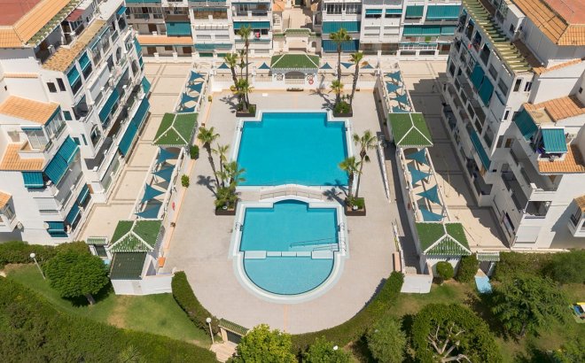 Resale - Apartment -
La Mata - Costa Blanca