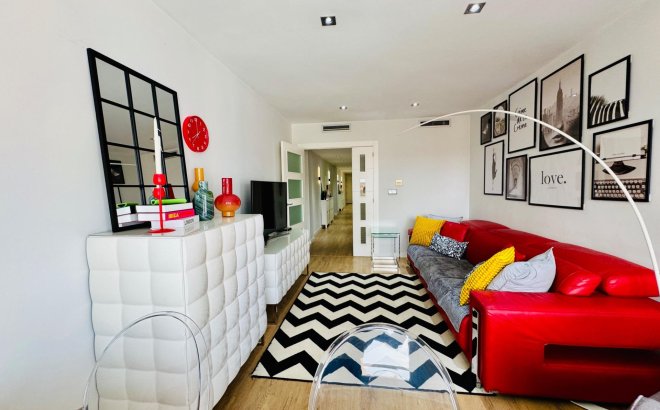 Resale - Apartment -
Pilar de la Horadada - Zona Pueblo