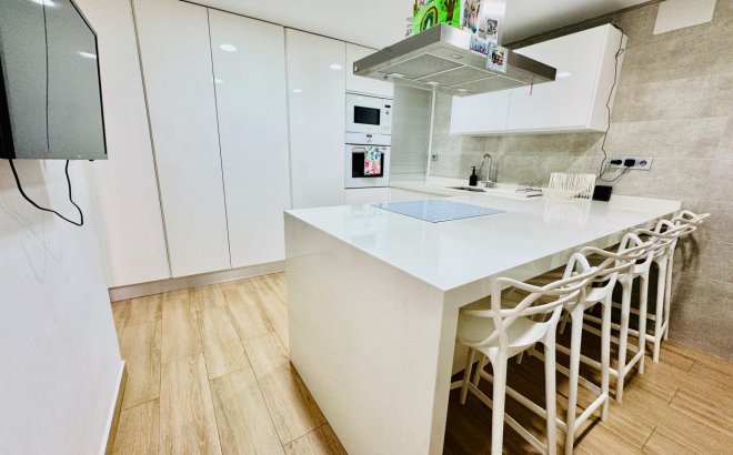 Resale - Apartment -
Pilar de la Horadada - Zona Pueblo