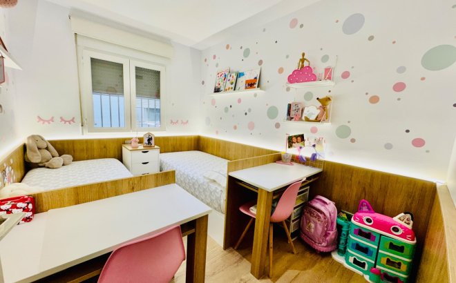 Resale - Apartment -
Pilar de la Horadada - Zona Pueblo