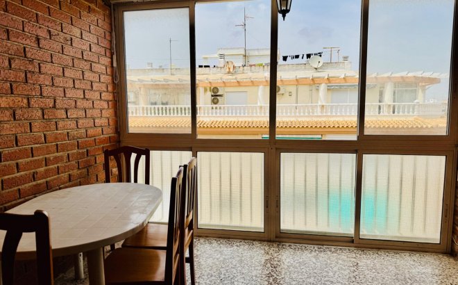 Resale - Apartment -
Torrevieja - Acequion