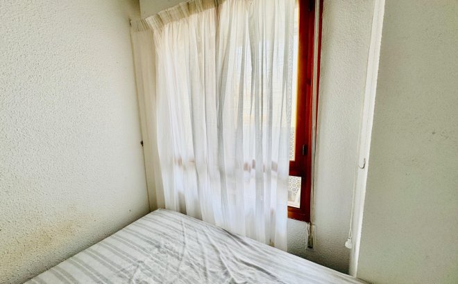 Resale - Apartment -
Torrevieja - Acequion