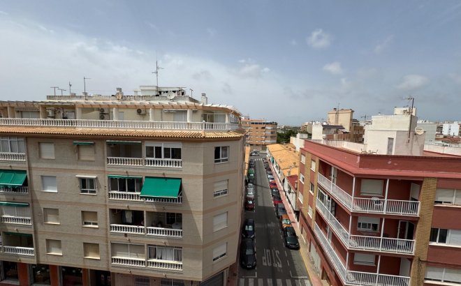 Resale - Apartment -
Torrevieja - Acequion