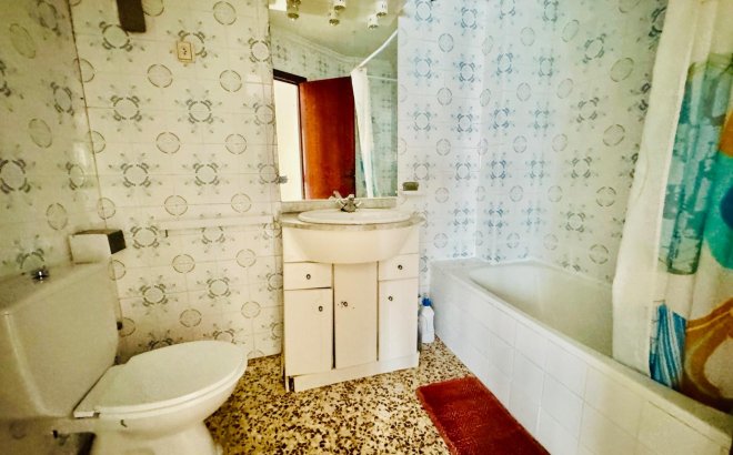 Resale - Apartment -
Torrevieja - Acequion