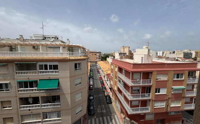 Resale - Apartment -
Torrevieja - Acequion