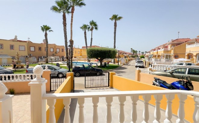 Herverkoop - Town House -
Orihuela Costa - Costa Blanca