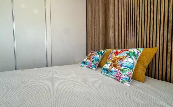 Herverkoop - Town House -
Orihuela Costa - Costa Blanca