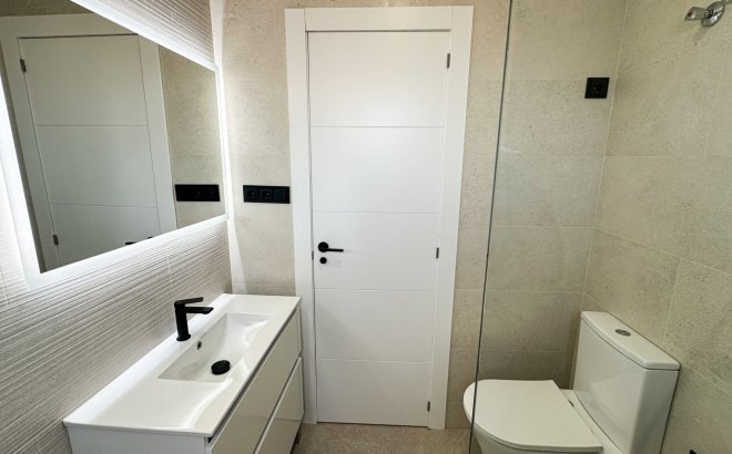 Herverkoop - Town House -
Orihuela Costa - Costa Blanca