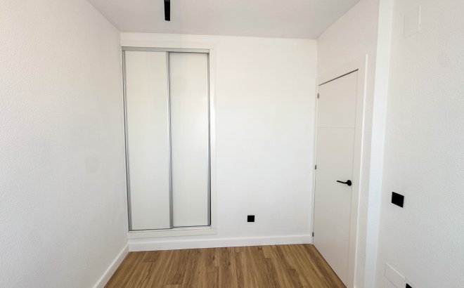 Herverkoop - Town House -
Orihuela Costa - Costa Blanca