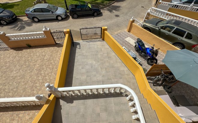 Herverkoop - Town House -
Orihuela Costa - Costa Blanca
