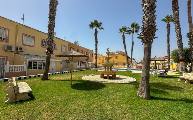 Herverkoop - Town House -
Orihuela Costa - Costa Blanca