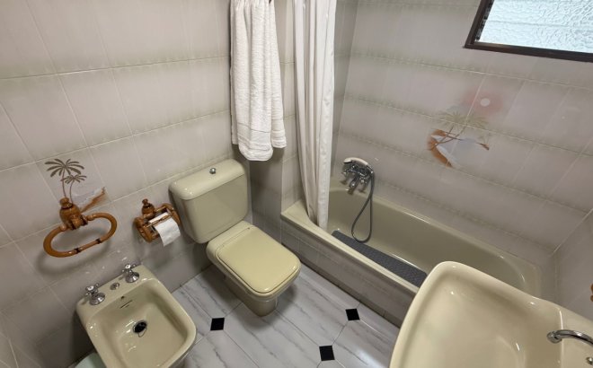 Resale - Apartment -
Torrevieja - Costa Blanca
