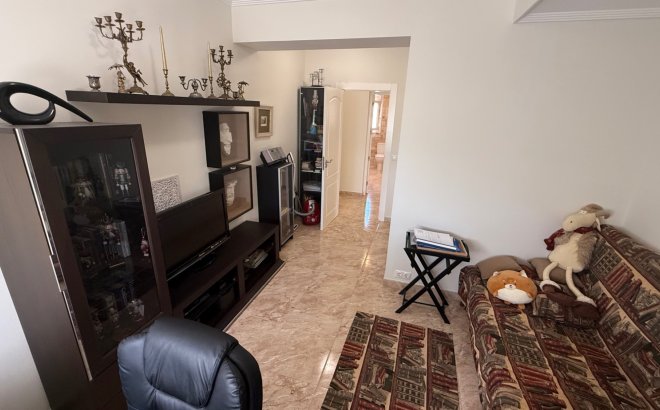 Resale - Villa -
Torrevieja - Costa Blanca