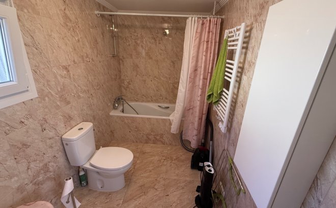 Resale - Villa -
Torrevieja - Costa Blanca