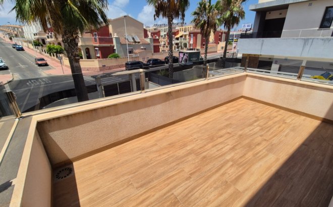 Resale - Villa -
Torrevieja - Costa Blanca