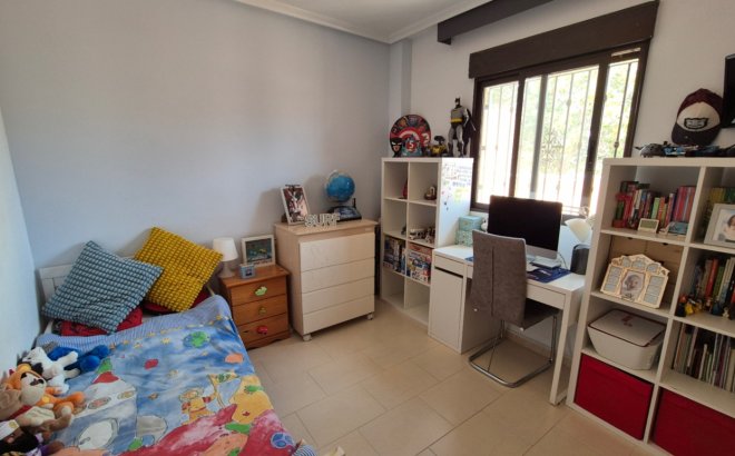 Resale - Villa -
Torrevieja - Costa Blanca