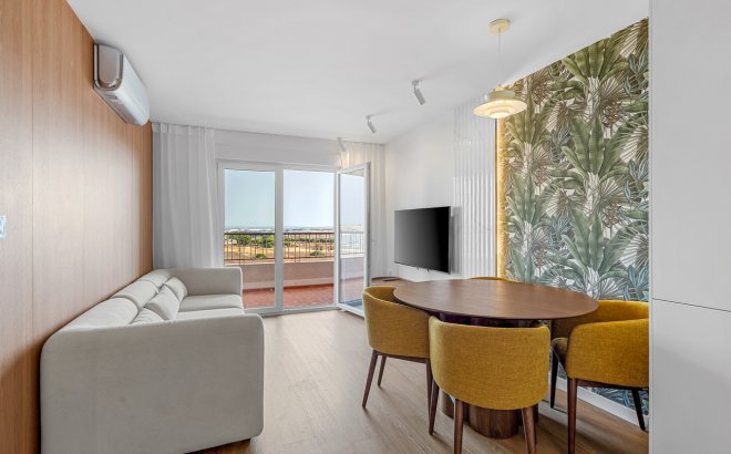 Resale - Penthouse -
Punta Prima - Costa Blanca