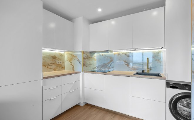 Resale - Penthouse -
Punta Prima - Costa Blanca