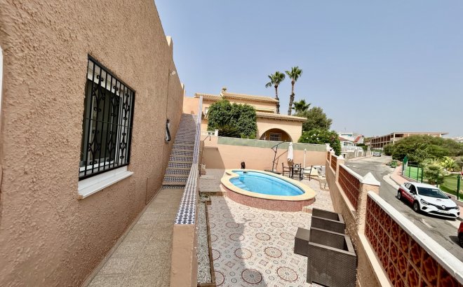 Revente - Bungalow -
Villamartin - Costa Blanca