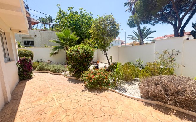 Revente - Villa -
Dehesa de Campoamor - Costa Blanca