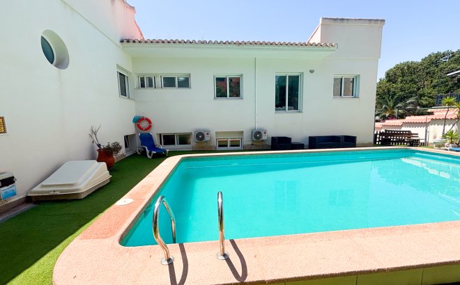 Revente - Villa -
Dehesa de Campoamor - Costa Blanca