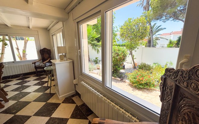 Revente - Villa -
Dehesa de Campoamor - Costa Blanca