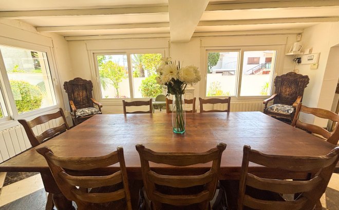 Revente - Villa -
Dehesa de Campoamor - Costa Blanca