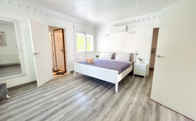 Revente - Villa -
Dehesa de Campoamor - Costa Blanca