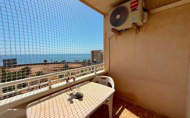 Revente - Appartement -
Torrevieja - Playa del Cura