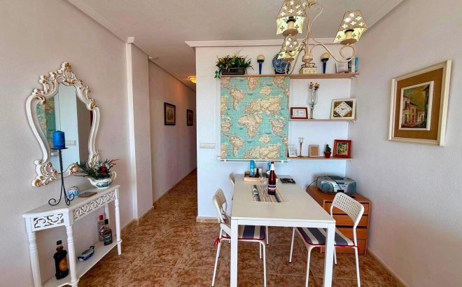 Revente - Appartement -
Torrevieja - Playa del Cura