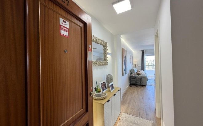 Revente - Appartement -
Torrevieja - Punta Prima