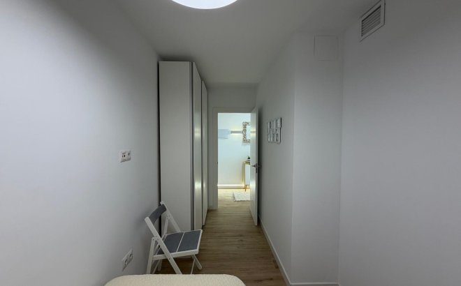 Revente - Appartement -
Torrevieja - Punta Prima