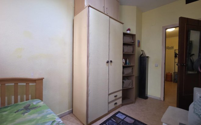 Herverkoop - Appartement -
Torrevieja - Playa del Cura