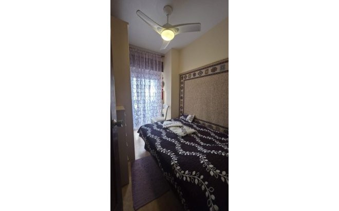 Herverkoop - Appartement -
Torrevieja - Playa del Cura