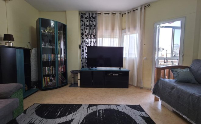 Herverkoop - Appartement -
Torrevieja - Playa del Cura